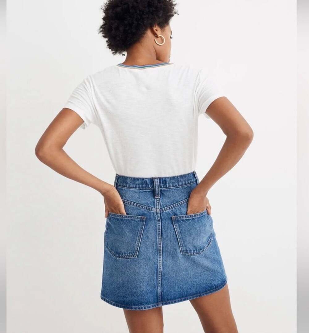 Madewell Button-Front A-Line Denim Mini Skirt 29 - Picture 3 of 8